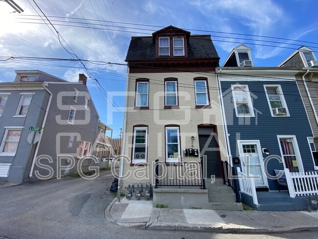 property at 28 E Maple St