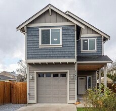 12435 1st Ave S in Seattle, WA - Building Photo - Building Photo