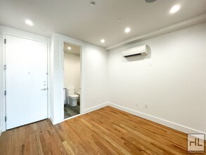 754 Grand St in Brooklyn, NY - Building Photo - Building Photo