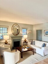 330 Centre Island Rd in Oyster Bay, NY - Building Photo - Building Photo