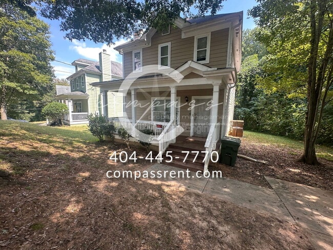 1047 Ada Ave NW in Atlanta, GA - Building Photo - Building Photo