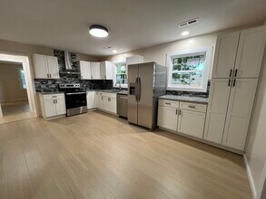 1821 Freeport Rd NW in Dalton, GA - Building Photo - Building Photo