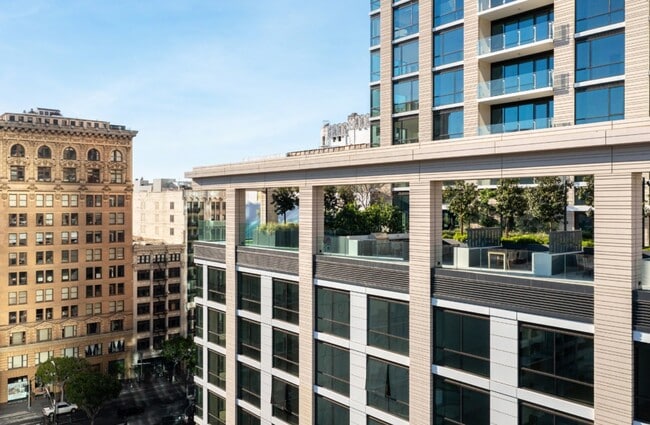 property at 400 S Broadway