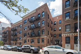 43-28 and 43-38 39th Place in Long Island City, NY - Building Photo - Building Photo