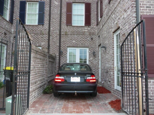 407 E Hull St in Savannah, GA - Building Photo - Building Photo