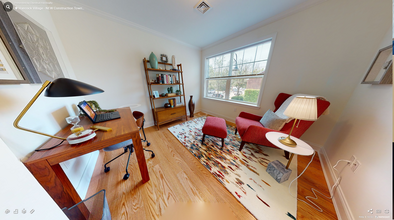 401 Paine Ct in Chestnut Hill, MA - Foto de edificio - Building Photo