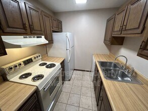 60 Candlewood Ct in Germantown, OH - Building Photo - Building Photo