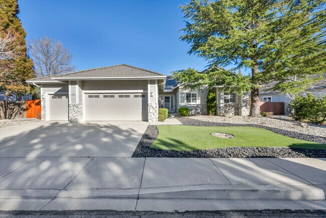 6500 Brookview Cir in Reno, NV - Building Photo - Building Photo