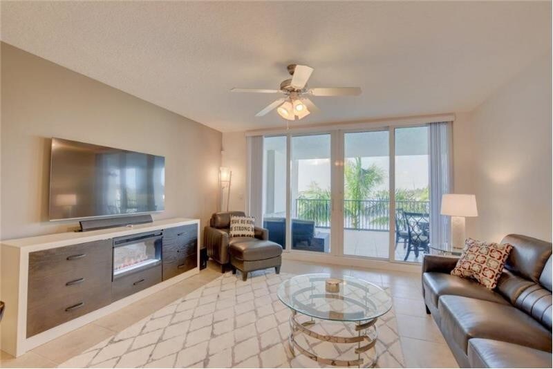 2700 N Federal Hwy-Unit -308 in Boynton Beach, FL - Building Photo