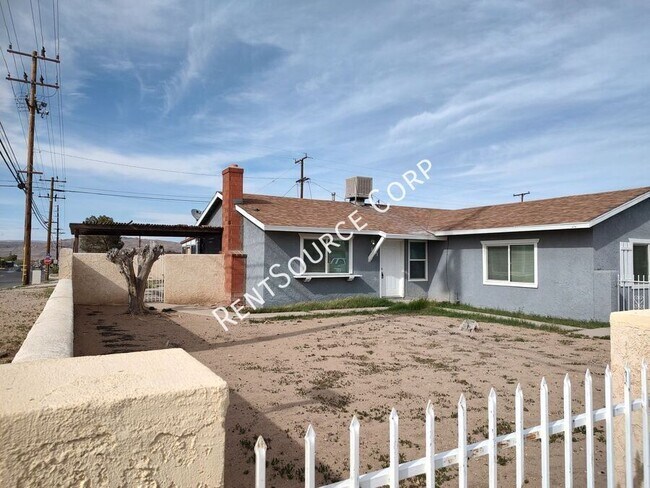property at 1801 Calico Dr