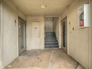 1725 E Lindsey St in Norman, OK - Building Photo - Building Photo