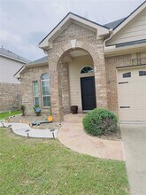 24527 Lakecrest Creek Dr in Katy, TX - Building Photo - Building Photo