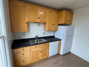 1432 L St in Eureka, CA - Building Photo - Building Photo