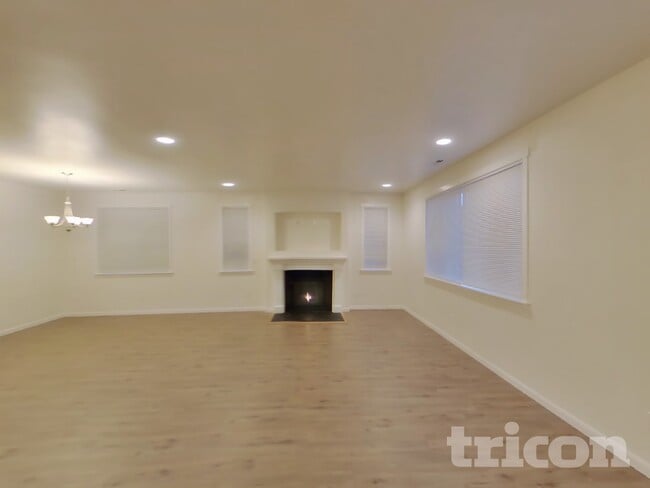 4262 Novak Dr SW in Port Orchard, WA - Building Photo - Building Photo