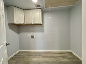 150 Huisache St in Lake Jackson, TX - Building Photo - Building Photo