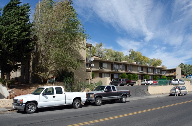 1947-1965 Wedekind Rd in Reno, NV - Building Photo - Building Photo