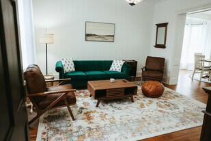 617 N 7th St, Unit 1 in Burlington, IA - Building Photo