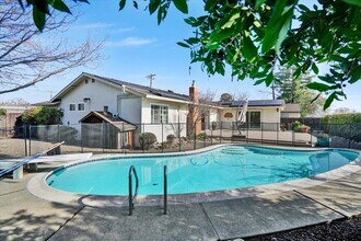 1966 Westover Dr in Pleasant Hill, CA - Building Photo - Building Photo