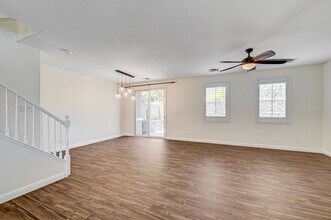 25 Lone Cove Ct in Henderson, NV - Building Photo - Building Photo