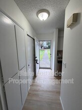 5533 SW Lombard Ave in Beaverton, OR - Building Photo - Building Photo