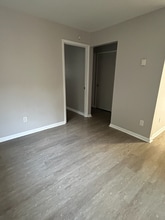 256 E Nottingham Rd in Dayton, OH - Building Photo - Building Photo