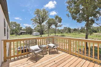 38769 Woodland Lakes Rd in Hempstead, TX - Building Photo - Building Photo