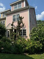 47 Intrepid Cir in Marblehead, MA - Building Photo