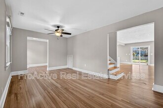 1329 Cedar Ln in Norfolk, VA - Building Photo - Building Photo