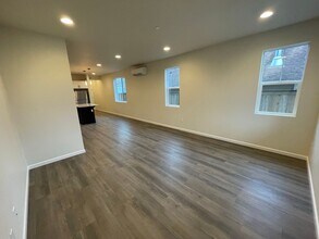 1220 19th St in Anacortes, WA - Building Photo - Building Photo