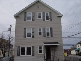 347 Woonasquatucket Ave in North Providence, RI - Building Photo