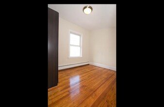 14 Parker Hill Ave, Unit 2T in Boston, MA - Building Photo - Building Photo