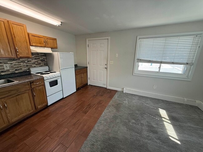 1 Bragg Ave, Unit A in Hampton, NH - Building Photo - Building Photo