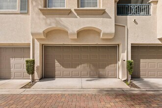 11958 Miro Cir in San Diego, CA - Building Photo - Building Photo