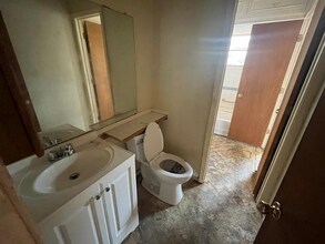 2217 52nd St in Dallas, TX - Foto de edificio - Building Photo