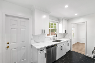 5848 1/2 Colfax Ave in Los Angeles, CA - Building Photo - Building Photo