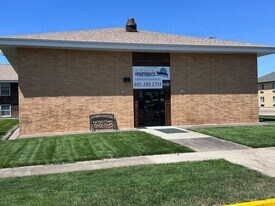 Riverview Apartments in Pierre, SD - Building Photo