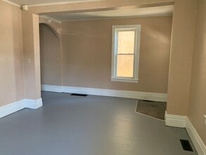 1713 Lynn St in Parkersburg, WV - Building Photo - Building Photo