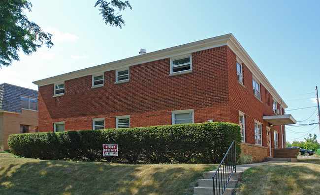 3875 N Humboldt Blvd in Milwaukee, WI - Building Photo - Building Photo