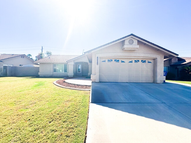 property at 3555 W 15th Ln