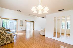 800 Meadowland Dr-Unit -800 Q in Naples, FL - Building Photo - Building Photo