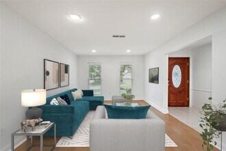 6007 Claridge Dr in Houston, TX - Building Photo - Building Photo