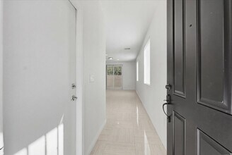 752 Looking Bear Ct in Las Vegas, NV - Building Photo - Building Photo