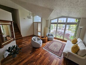 307 W Auburn Crest Ct in Spokane, WA - Foto de edificio - Building Photo