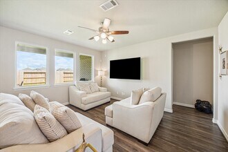 2951 Golden Dust Dr in Katy, TX - Building Photo - Building Photo