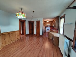 638-638 Washington Ave in Waterbury, CT - Foto de edificio - Building Photo