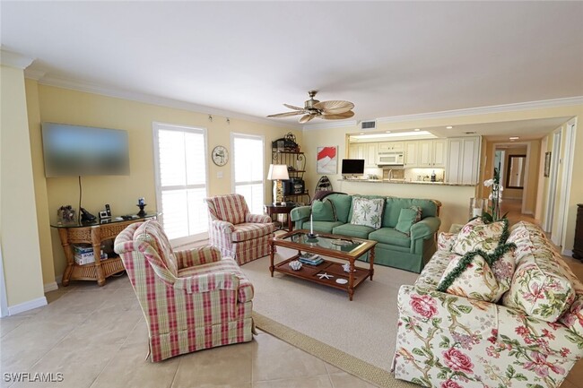 3483 Gulf Shore Blvd N in Naples, FL - Building Photo - Building Photo