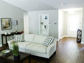 13169 Mill Stone Dr in Austin, TX - Building Photo - Building Photo