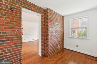 5008 44th St NW in Washington, DC - Building Photo - Building Photo