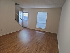 204 Yelton Ct in Nashville, TN - Building Photo