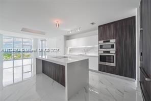 851 NE 1st Ave, Unit # 2801 in Miami, FL - Building Photo